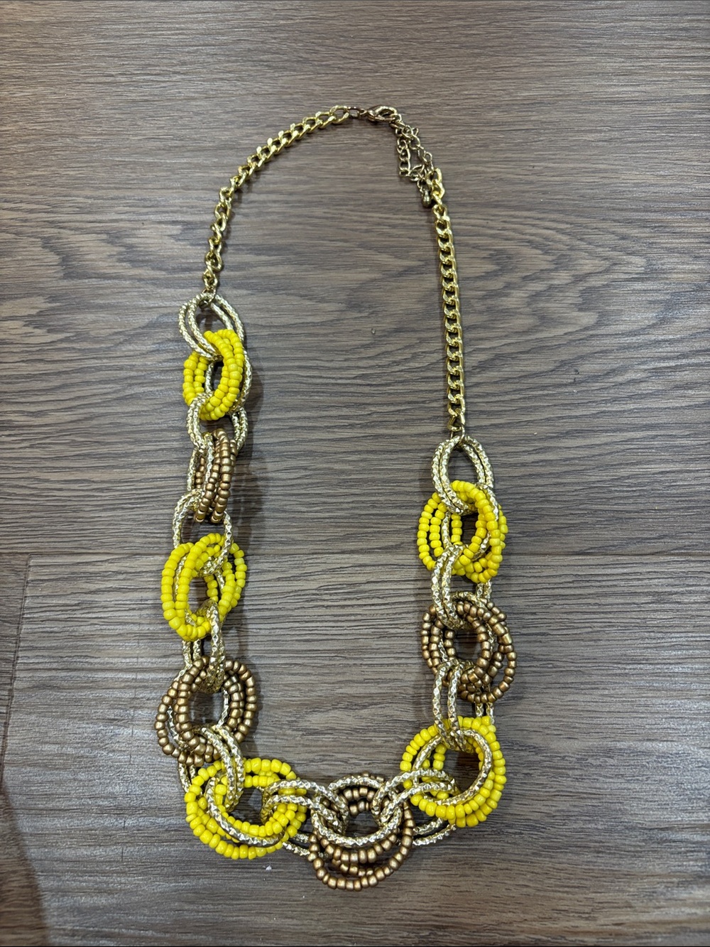 20-Beaded Link Statement Necklace in Yellow and Gold